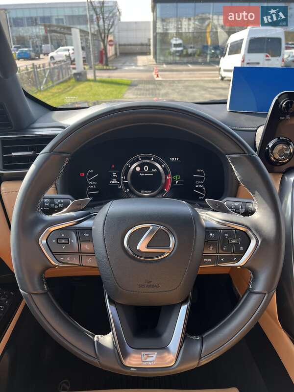 Внедорожник / Кроссовер Lexus LX 2024 в Киеве