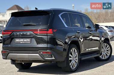 Позашляховик / Кросовер Lexus LX 2023 в 