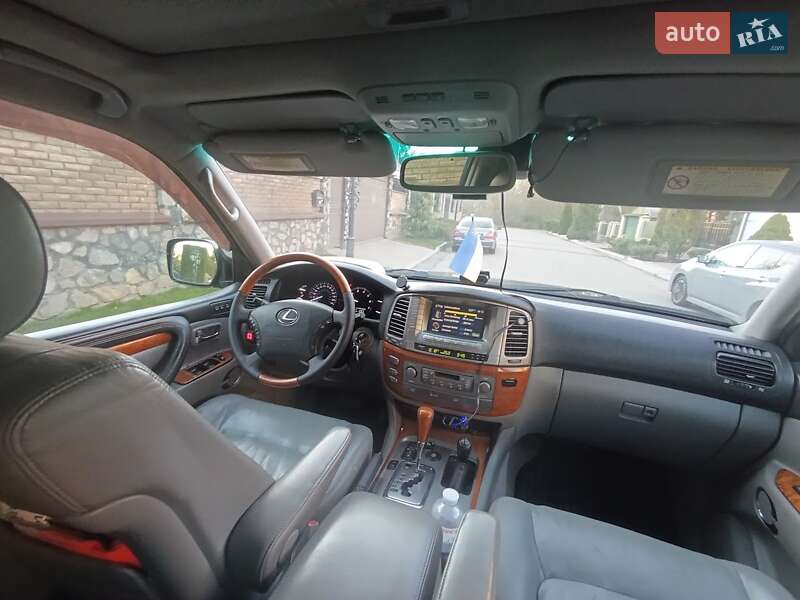 Внедорожник / Кроссовер Lexus LX 2005 в Кременчуге