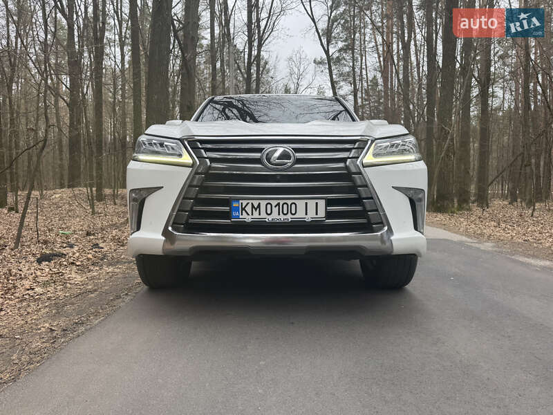 Внедорожник / Кроссовер Lexus LX 2016 в Житомире