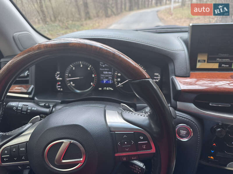 Внедорожник / Кроссовер Lexus LX 2016 в Житомире