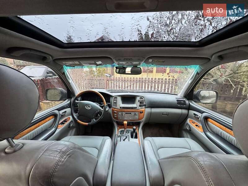 Внедорожник / Кроссовер Lexus LX 2006 в Киеве