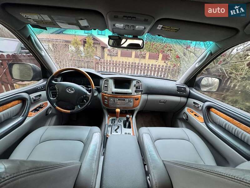 Внедорожник / Кроссовер Lexus LX 2006 в Киеве