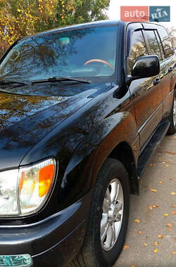 Внедорожник / Кроссовер Lexus LX 2004 в 