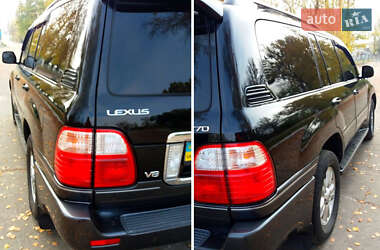 Внедорожник / Кроссовер Lexus LX 2004 в 