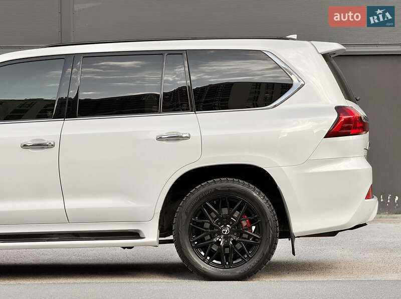 Внедорожник / Кроссовер Lexus LX 2016 в Киеве фото 16 Внедорожник / Кроссовер Lexus LX 2016 в Киеве