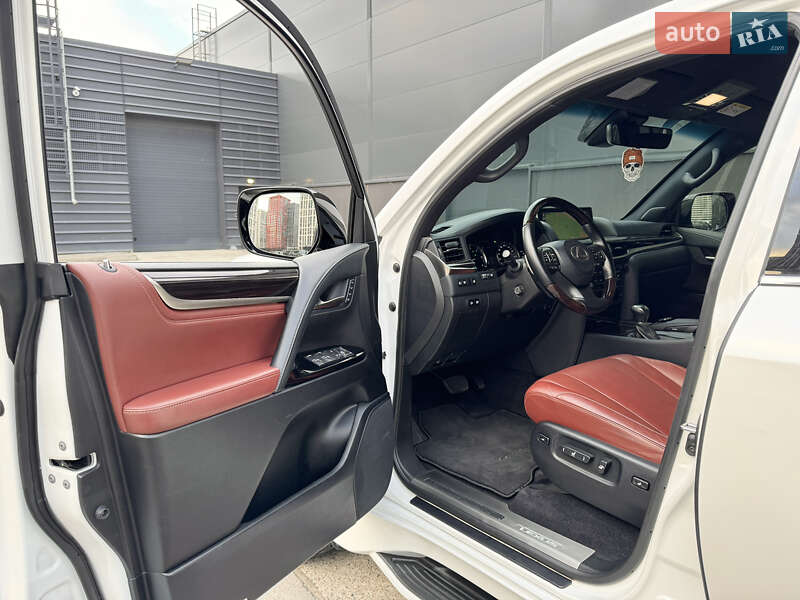 Внедорожник / Кроссовер Lexus LX 2016 в Киеве фото 21 Внедорожник / Кроссовер Lexus LX 2016 в Киеве
