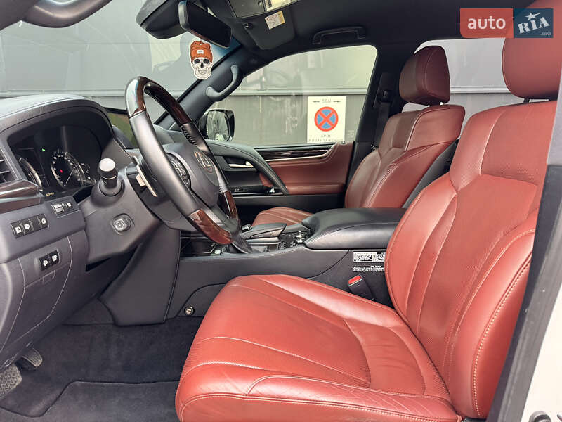 Внедорожник / Кроссовер Lexus LX 2016 в Киеве фото 23 Внедорожник / Кроссовер Lexus LX 2016 в Киеве