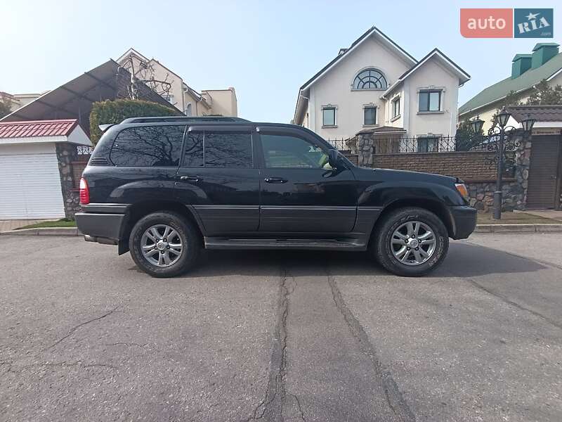 Внедорожник / Кроссовер Lexus LX 2005 в Кременчуге