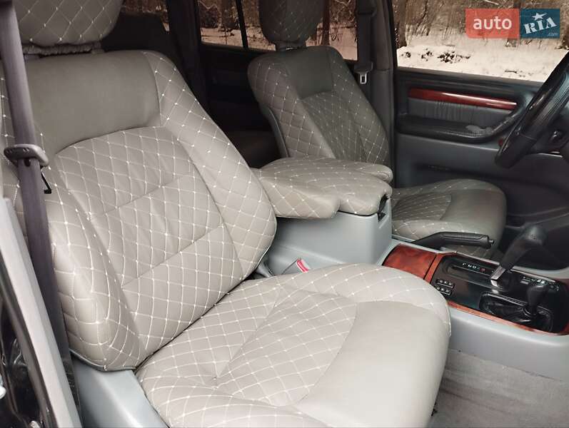 Позашляховик / Кросовер Lexus LX 2000 в Києві
