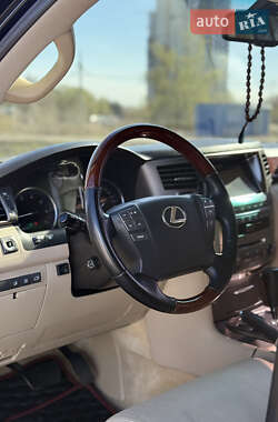 Внедорожник / Кроссовер Lexus LX 2008 в 