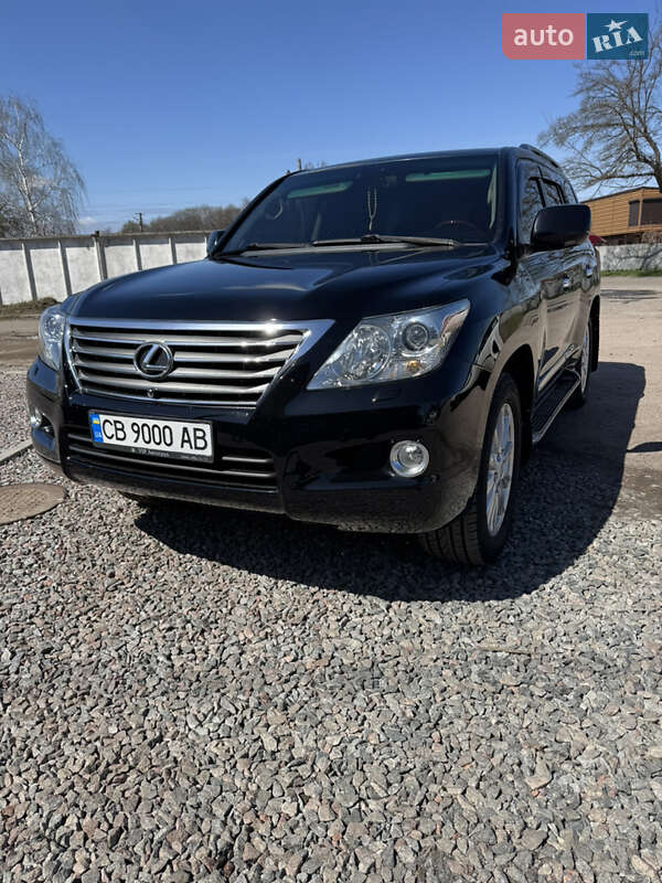 Внедорожник / Кроссовер Lexus LX 2008 в 