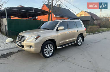 Позашляховик / Кросовер Lexus LX 2008 в 