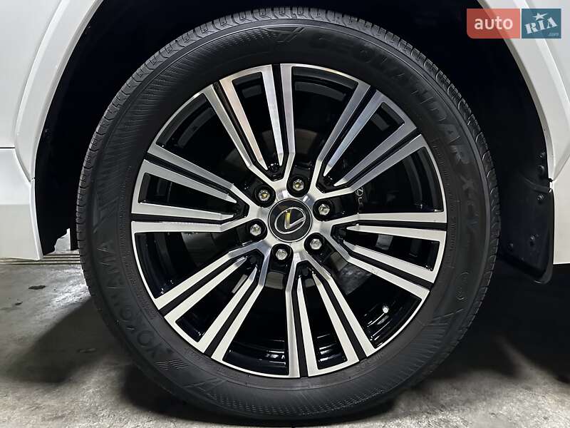 Позашляховик / Кросовер Lexus LX 2022 в Києві