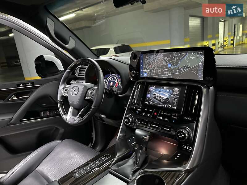 Позашляховик / Кросовер Lexus LX 2022 в Києві