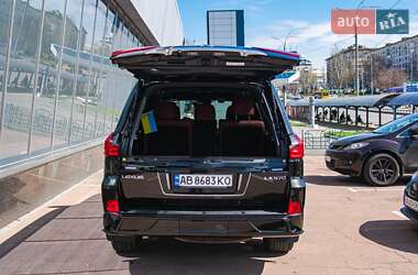 Внедорожник / Кроссовер Lexus LX 2019 в 