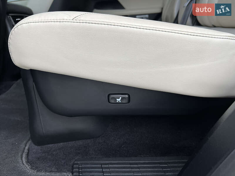 Внедорожник / Кроссовер Lexus LX 2017 в Киеве фото 62 Внедорожник / Кроссовер Lexus LX 2017 в Киеве