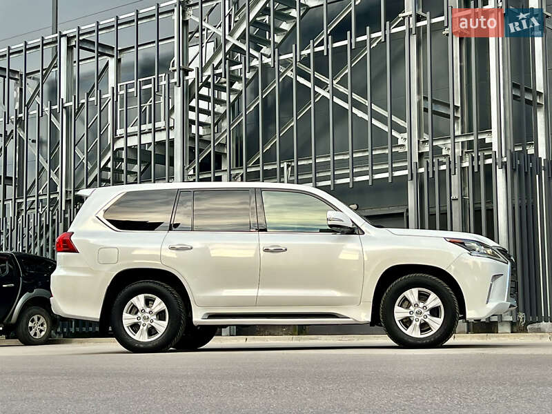 Внедорожник / Кроссовер Lexus LX 2017 в Киеве фото 7 Внедорожник / Кроссовер Lexus LX 2017 в Киеве