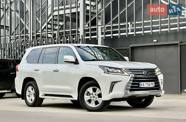 Внедорожник / Кроссовер Lexus LX 2017 в 
