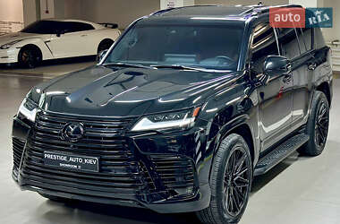 Позашляховик / Кросовер Lexus LX 2022 в 