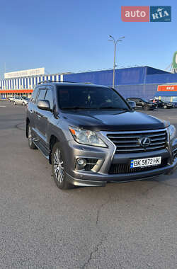 Внедорожник / Кроссовер Lexus LX 2014 в 
