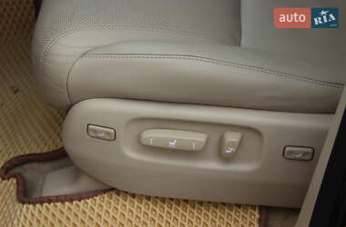 Внедорожник / Кроссовер Lexus LX 2010 в 