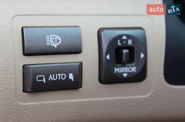 Внедорожник / Кроссовер Lexus LX 2010 в 