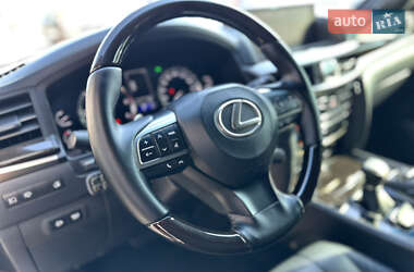 Внедорожник / Кроссовер Lexus LX 2017 в 