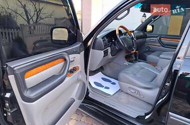 Внедорожник / Кроссовер Lexus LX 2005 в 