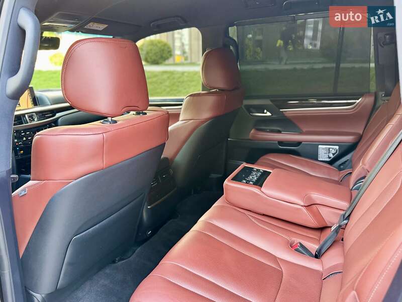 Позашляховик / Кросовер Lexus LX 2019 в Києві