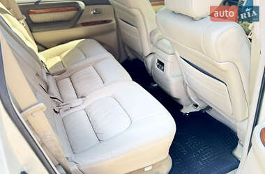 Внедорожник / Кроссовер Lexus LX 2007 в 