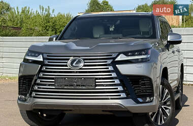 Внедорожник / Кроссовер Lexus LX 2022 в 