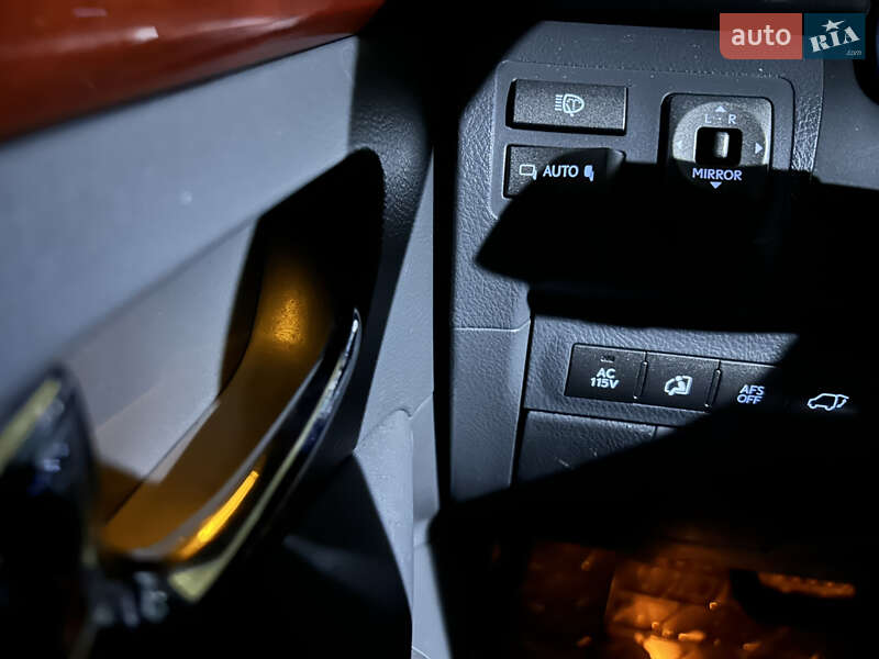Позашляховик / Кросовер Lexus LX 2008 в Івано-Франківську
