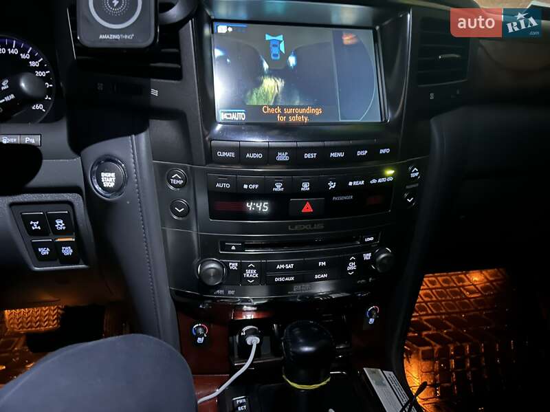 Позашляховик / Кросовер Lexus LX 2008 в Івано-Франківську