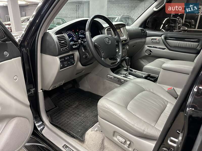 Позашляховик / Кросовер Lexus LX 2007 в Харкові