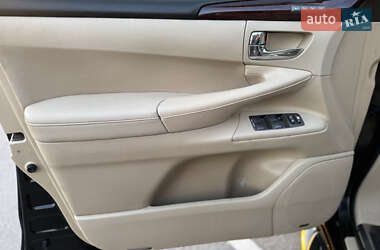 Внедорожник / Кроссовер Lexus LX 2009 в 