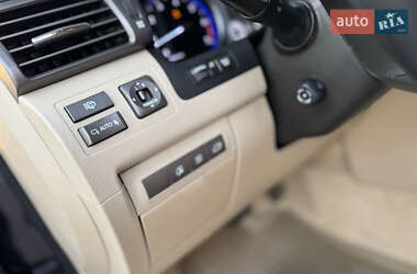 Внедорожник / Кроссовер Lexus LX 2009 в 