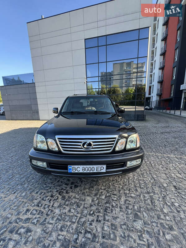 Внедорожник / Кроссовер Lexus LX 2007 в 