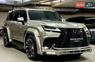 Позашляховик / Кросовер Lexus LX 2022 в 