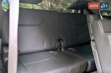 Внедорожник / Кроссовер Lexus LX 2010 в 