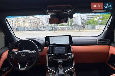 Позашляховик / Кросовер Lexus LX 2022 в 