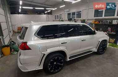 Внедорожник / Кроссовер Lexus LX 2019 в 