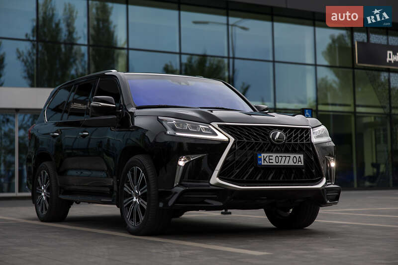 Внедорожник / Кроссовер Lexus LX 2019 в 