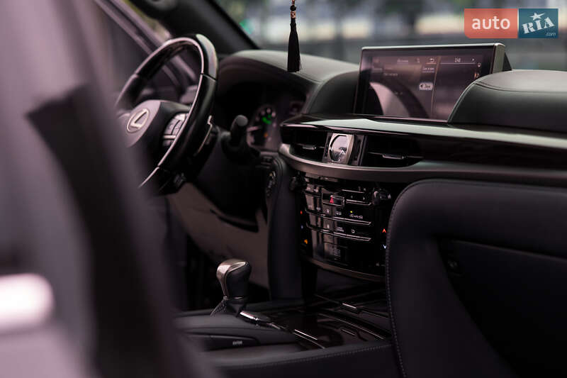 Позашляховик / Кросовер Lexus LX 2019 в Дніпрі фото 14 Позашляховик / Кросовер Lexus LX 2019 в Дніпрі