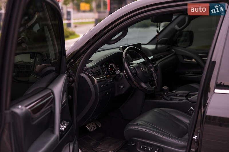 Позашляховик / Кросовер Lexus LX 2019 в Дніпрі фото 12 Позашляховик / Кросовер Lexus LX 2019 в Дніпрі