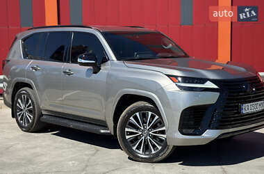 Внедорожник / Кроссовер Lexus LX 2022 в 