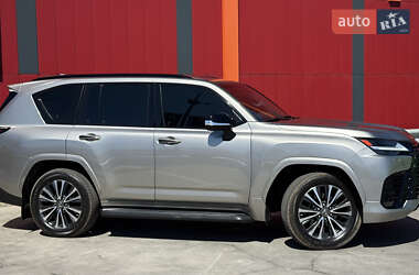 Внедорожник / Кроссовер Lexus LX 2022 в 