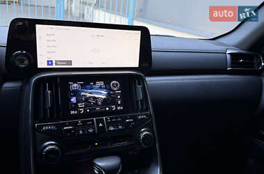 Внедорожник / Кроссовер Lexus LX 2022 в 