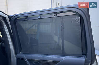 Внедорожник / Кроссовер Lexus LX 2022 в 