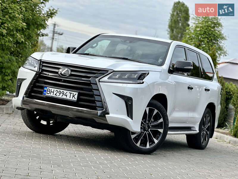 Lexus LX 2020